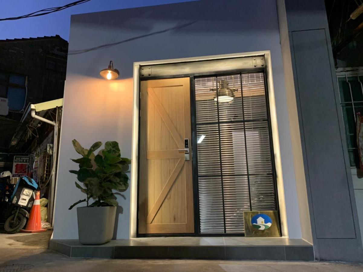 阡陌-浴缸在客廳民宿 Tainan Exteriör bild